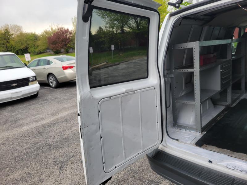 Chevrolet Astro Cargo Van 2WD 2005