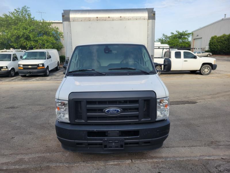 Ford Econoline E-350 Super Duty 2022