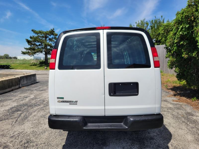 Chevrolet Express 3500 Cargo Extended 2011