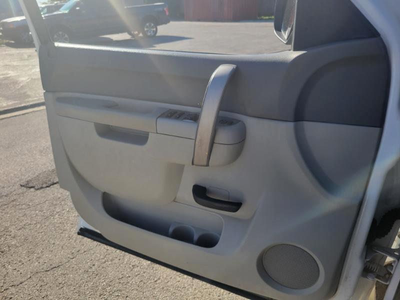 Chevrolet Silverado 1500 Work Truck Ext. Cab 4WD 2011
