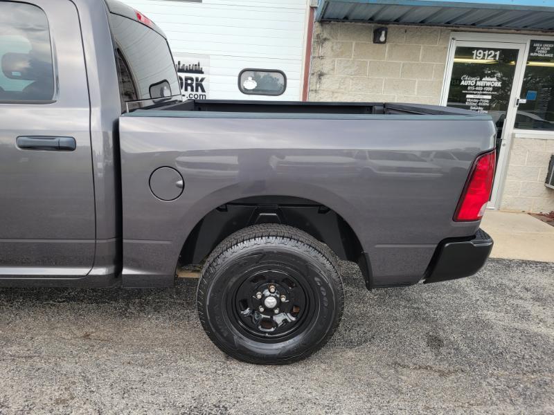 RAM 1500 Tradesman Crew Cab SWB 4WD 2018