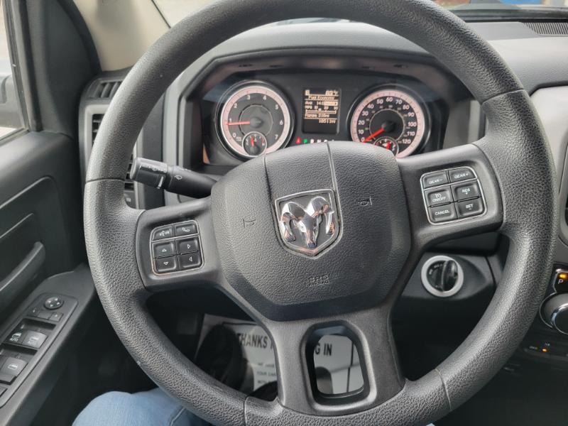 RAM 1500 Tradesman Crew Cab SWB 4WD 2018