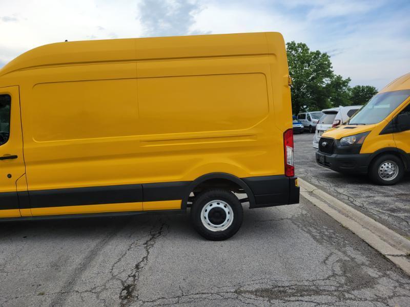 Ford Transit  2021
