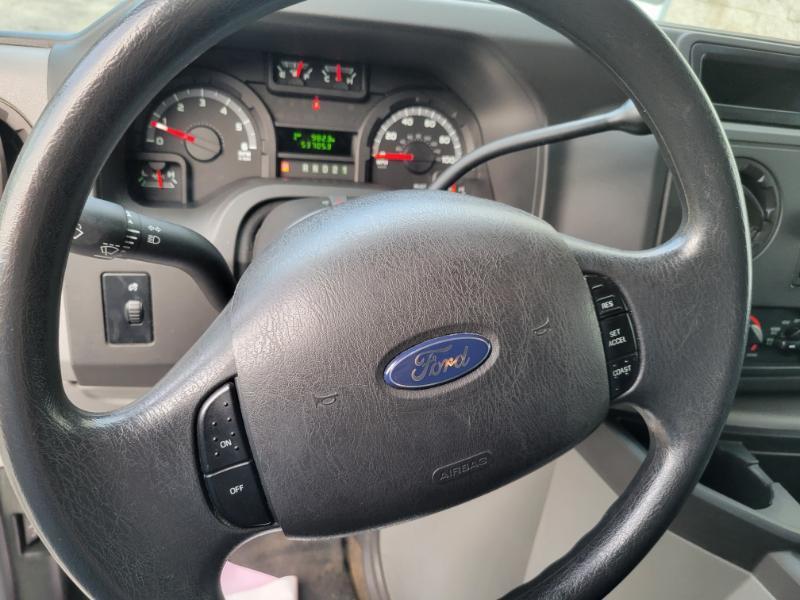 Ford Econoline E-150 2013