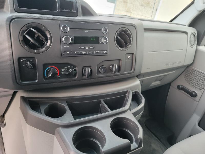 Ford Econoline E-150 2013