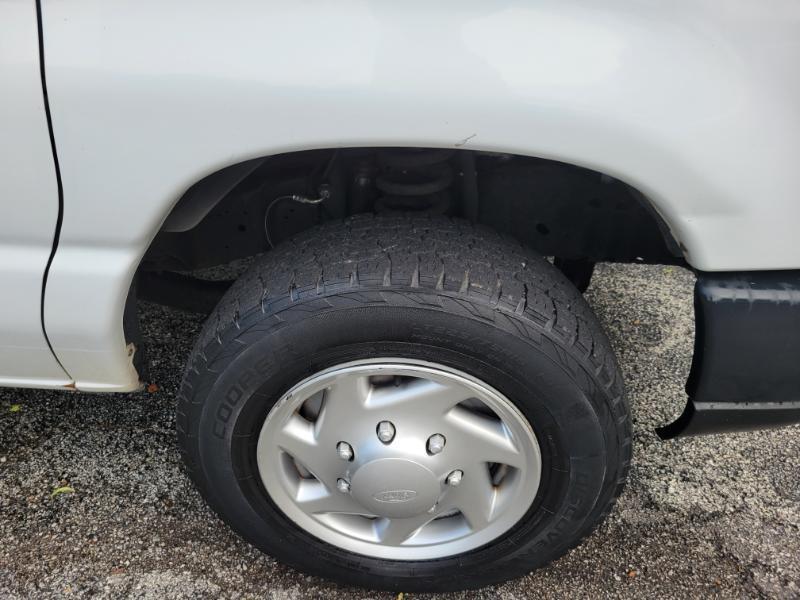 Ford Econoline E-150 2013