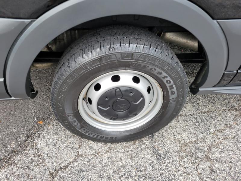Ford Transit 150 Wagon Low Roof XLT 60/40 Pass. 130-in. WB 2018