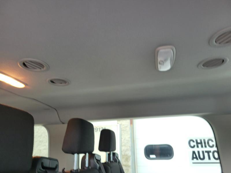 Ford Transit 150 Wagon Low Roof XLT 60/40 Pass. 130-in. WB 2018