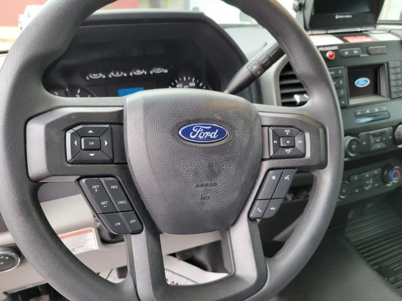 Ford F-550 Regular Cab DRW 4WD 2022