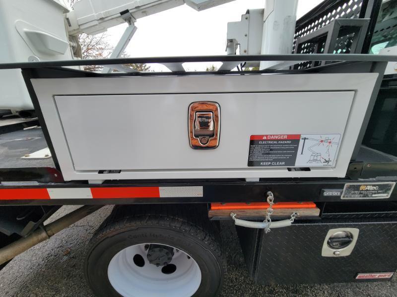 Ford F-550 Regular Cab DRW 4WD 2022