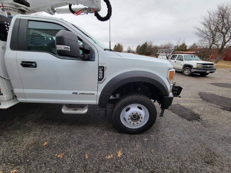 Ford F-550 Regular Cab DRW 4WD 2022