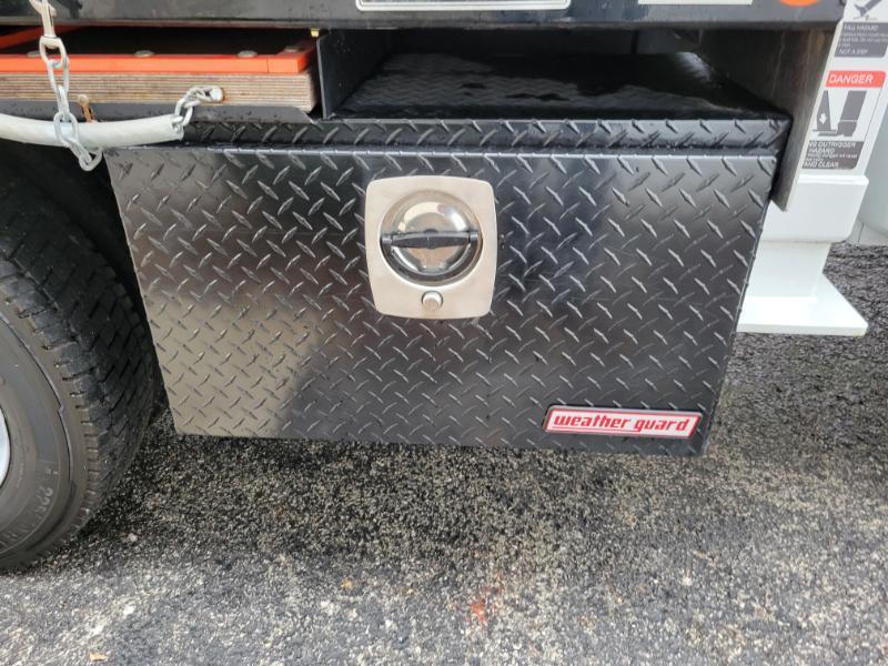 Ford F-550 Regular Cab DRW 4WD 2022