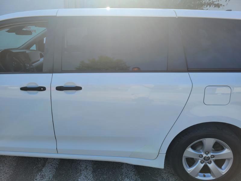 Toyota Sienna LE 7-Passenger Mobility 2020