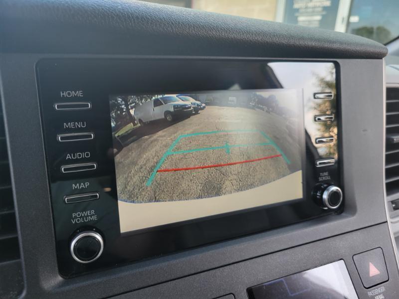 Toyota Sienna LE 7-Passenger Mobility 2020