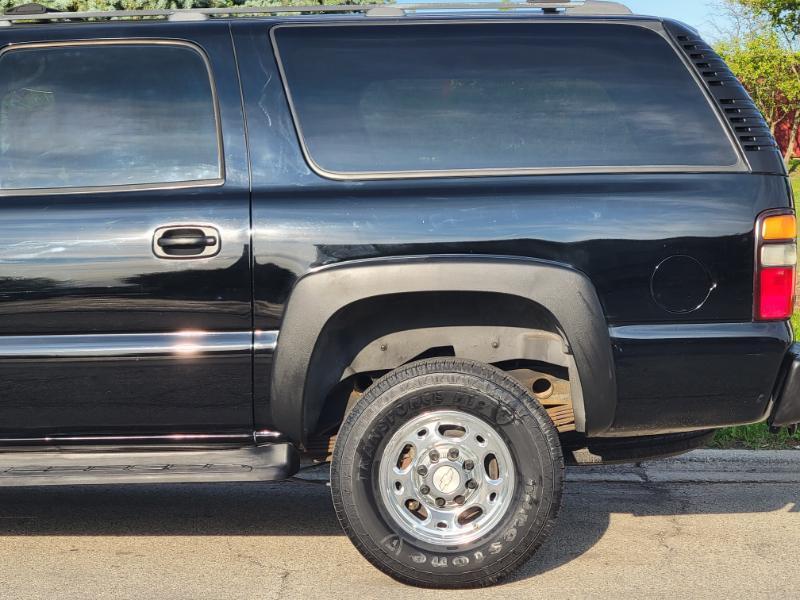 Chevrolet Suburban 2500 2WD 2006