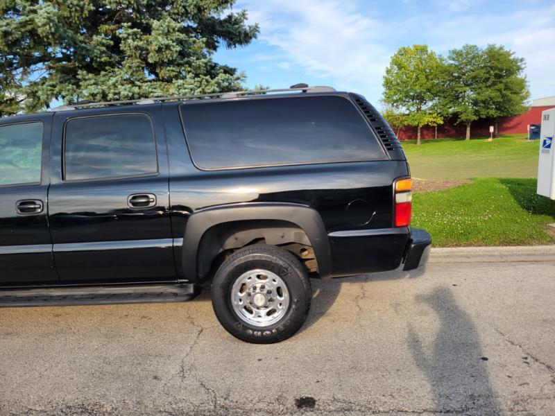 Chevrolet Suburban 2500 2WD 2006
