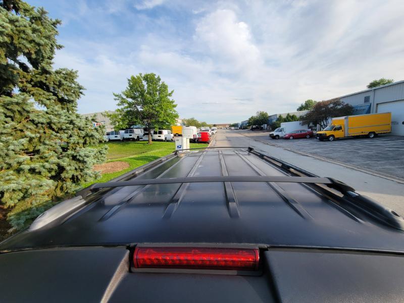Chevrolet Suburban 2500 2WD 2006