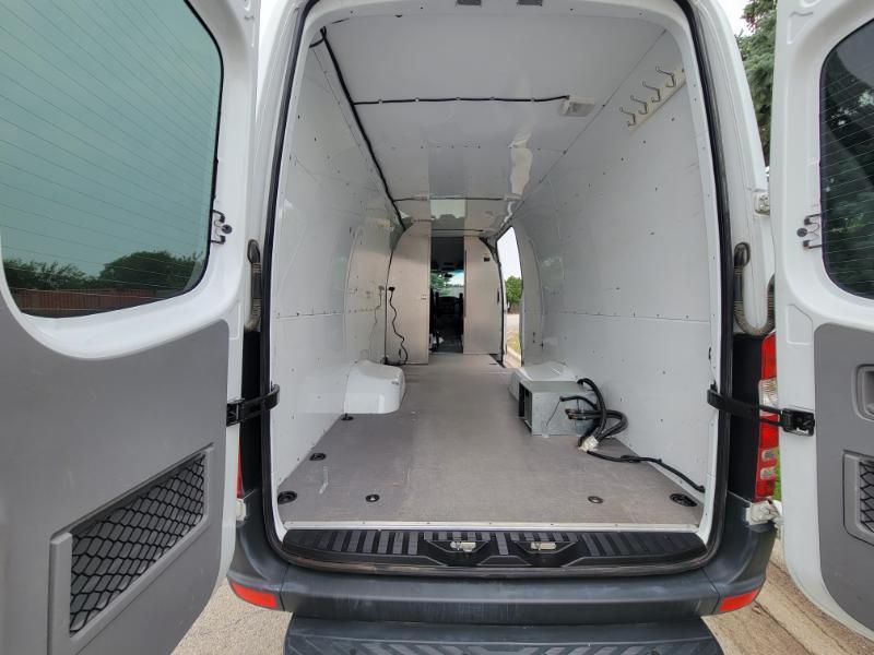 Mercedes-Benz Sprinter 3500 High Roof Ext Cargo Van 170 WB 2017