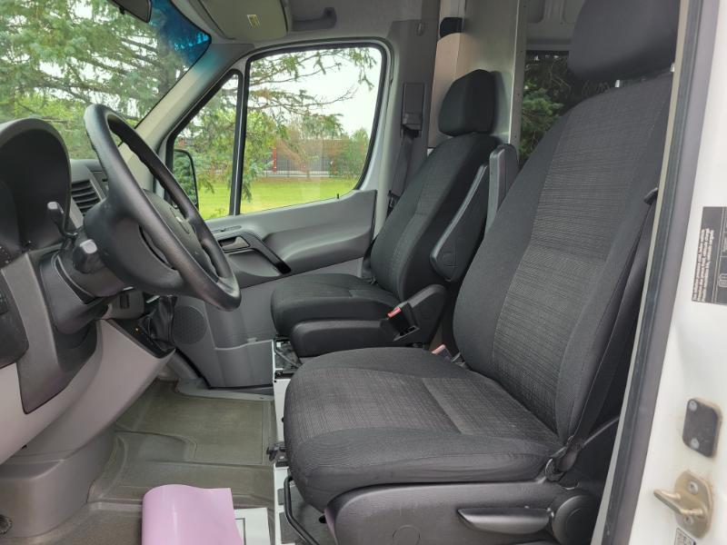 Mercedes-Benz Sprinter 3500 High Roof Ext Cargo Van 170 WB 2017