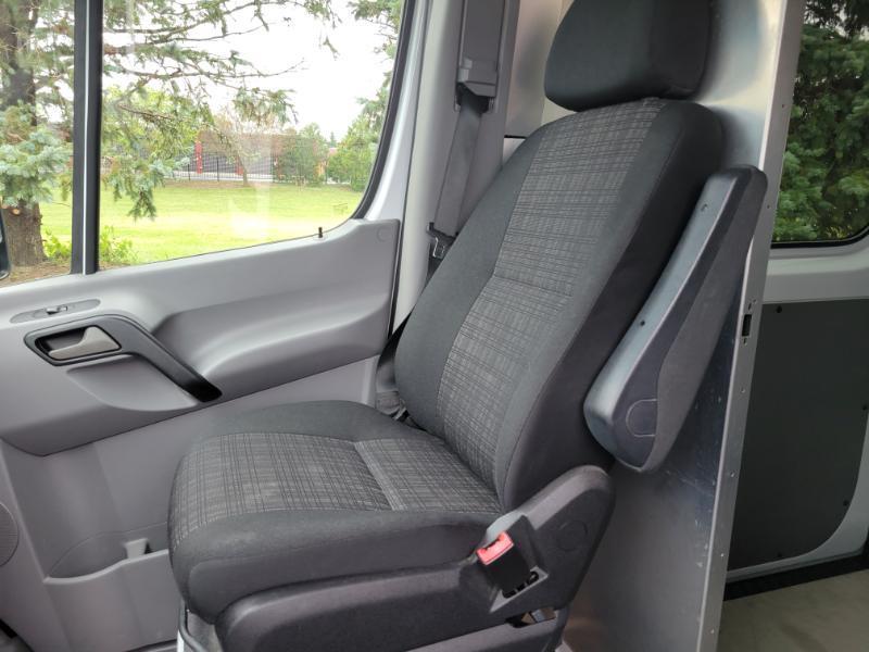 Mercedes-Benz Sprinter 3500 High Roof Ext Cargo Van 170 WB 2017