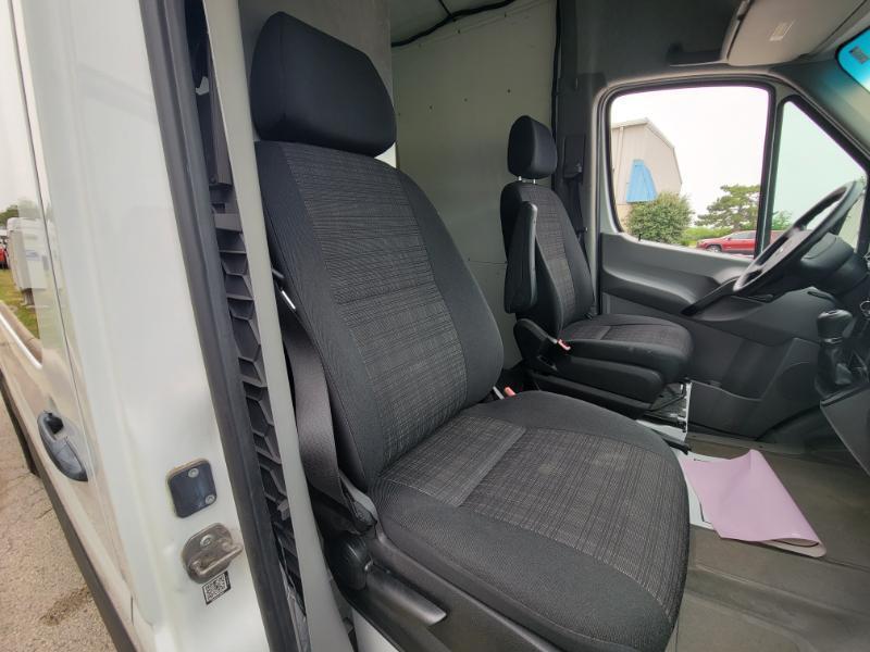 Mercedes-Benz Sprinter 3500 High Roof Ext Cargo Van 170 WB 2017