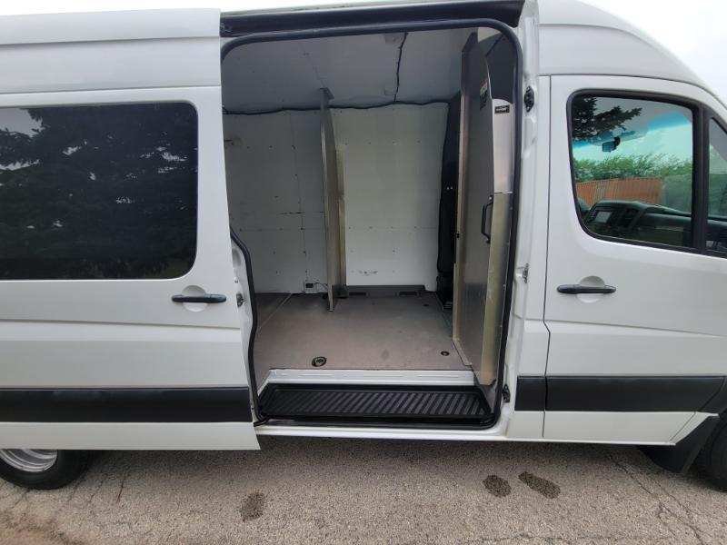 Mercedes-Benz Sprinter 3500 High Roof Ext Cargo Van 170 WB 2017