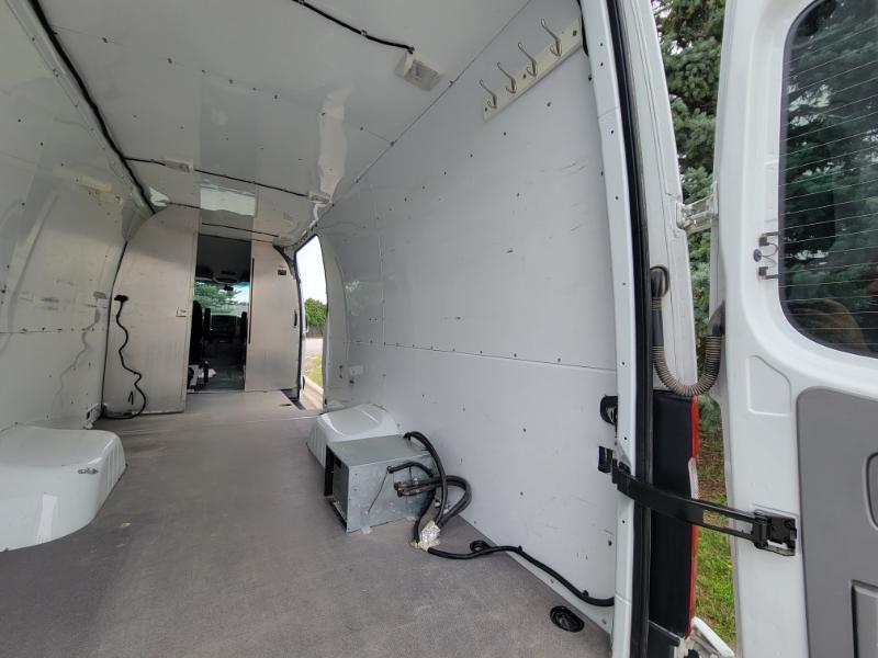 Mercedes-Benz Sprinter 3500 High Roof Ext Cargo Van 170 WB 2017