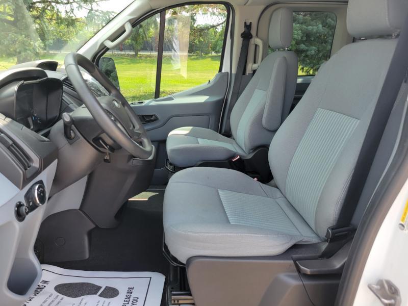 Ford Transit 350 Wagon Low Roof XLT 60/40 Pass. 148-in. WB 2016