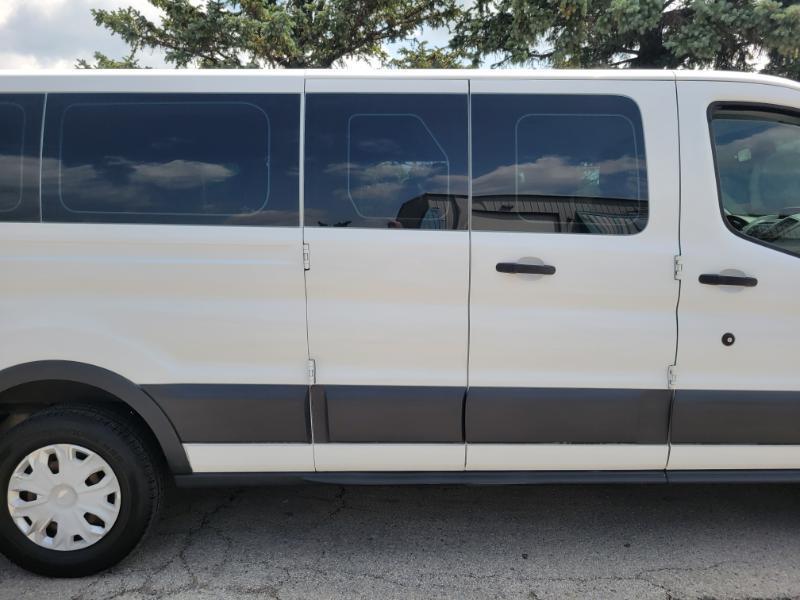 Ford Transit 350 Wagon Low Roof XLT 60/40 Pass. 148-in. WB 2016