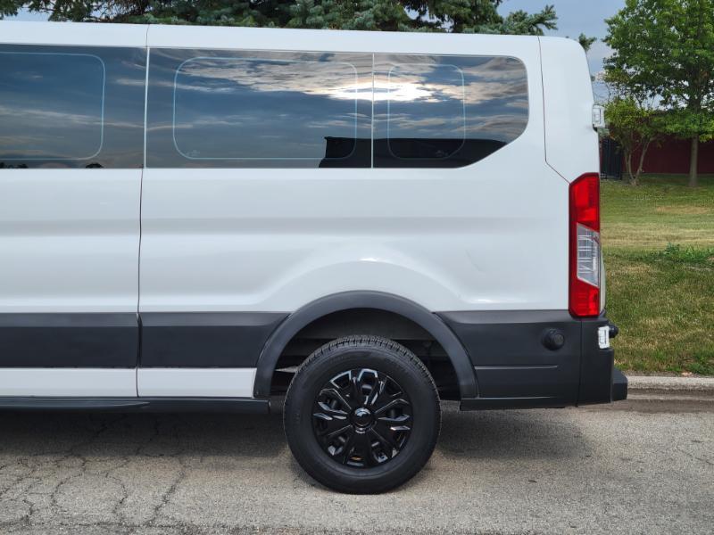 Ford Transit 350 Wagon Low Roof XLT 60/40 Pass. 148-in. WB 2016