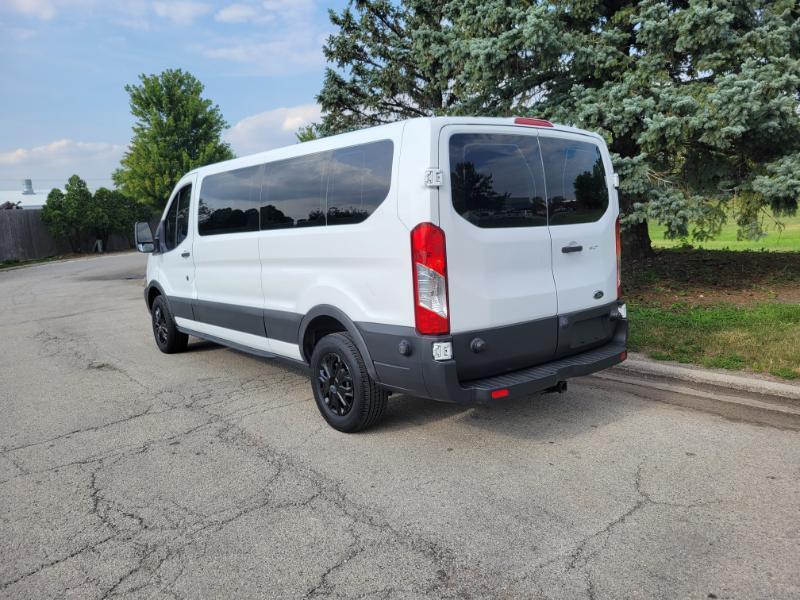 Ford Transit 350 Wagon Low Roof XLT 60/40 Pass. 148-in. WB 2016