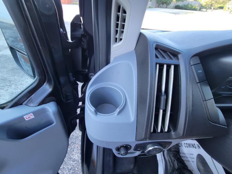 Ford Transit 150 Wagon Low Roof XL w/Sliding Pass. 130-in. WB 2019