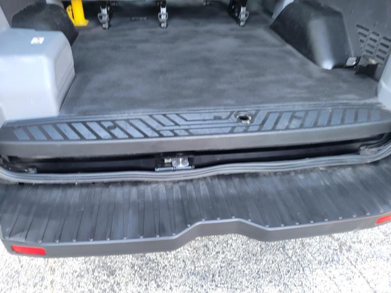 Ford Transit 150 Wagon Low Roof XL w/Sliding Pass. 130-in. WB 2019