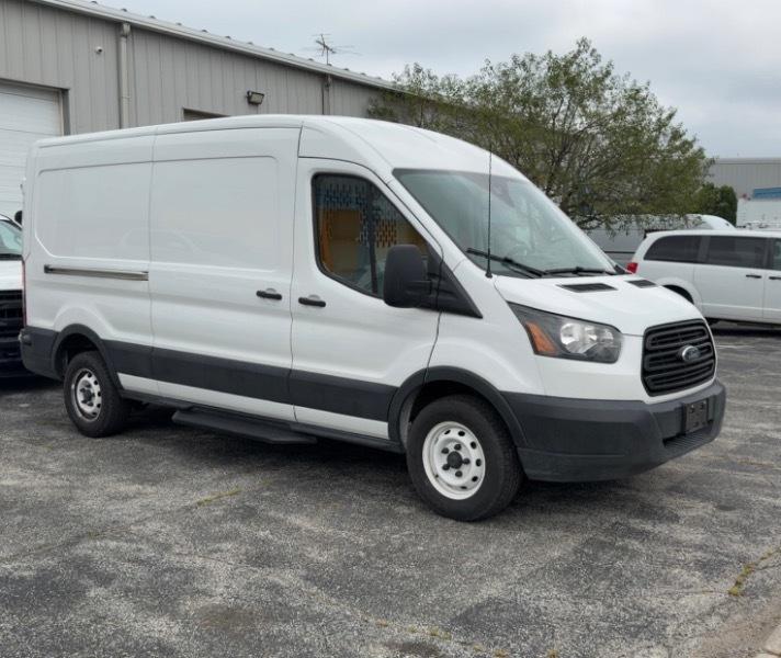 Ford Transit 250 Van Med. Roof w/Sliding Pass. 148-in. WB 2019