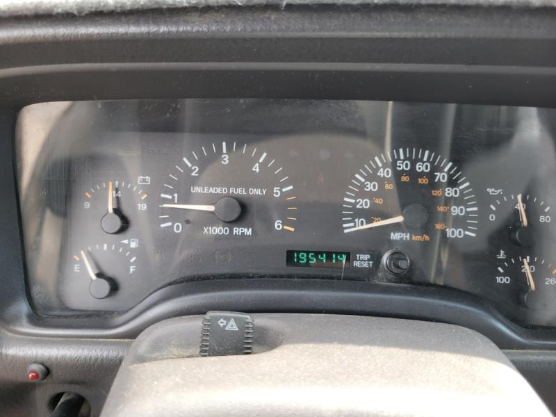 Jeep Cherokee SE 4-Door 4WD 1997