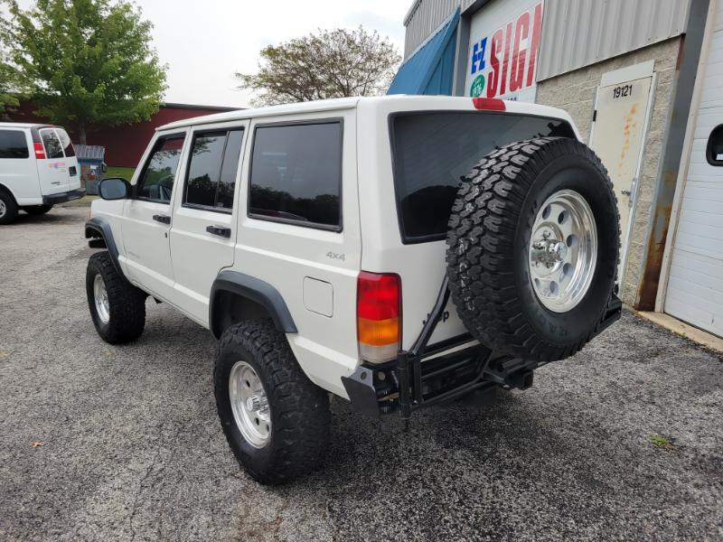 Jeep Cherokee SE 4-Door 4WD 1997