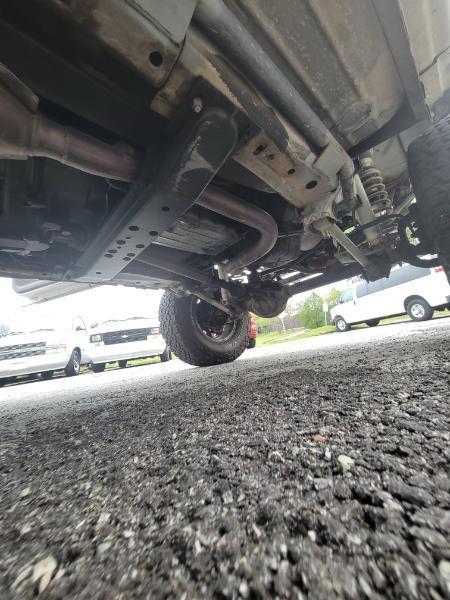 Jeep Cherokee SE 4-Door 4WD 1997