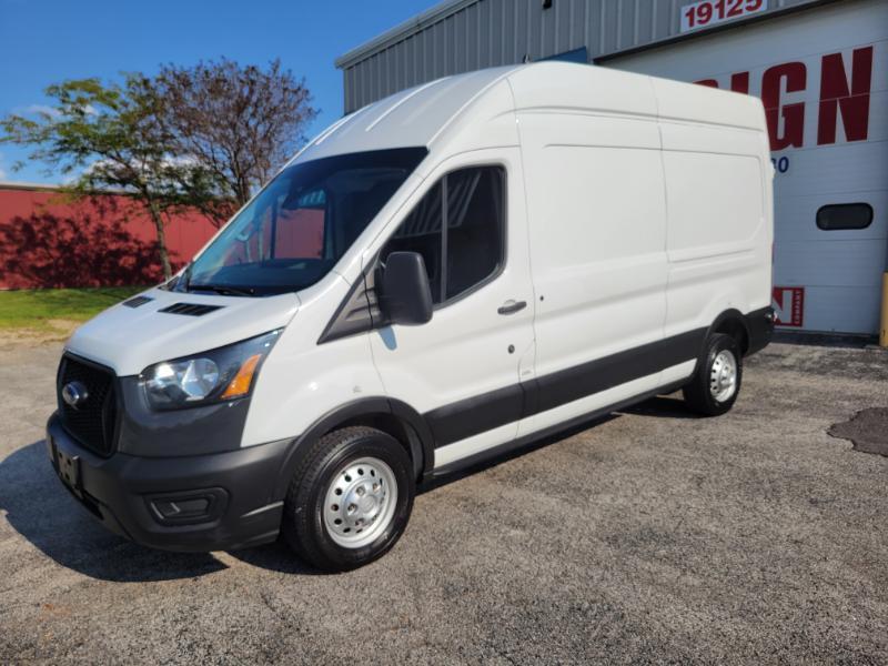 Ford Transit 250 Van High Roof w/Sliding Pass. 148-in. WB 2023