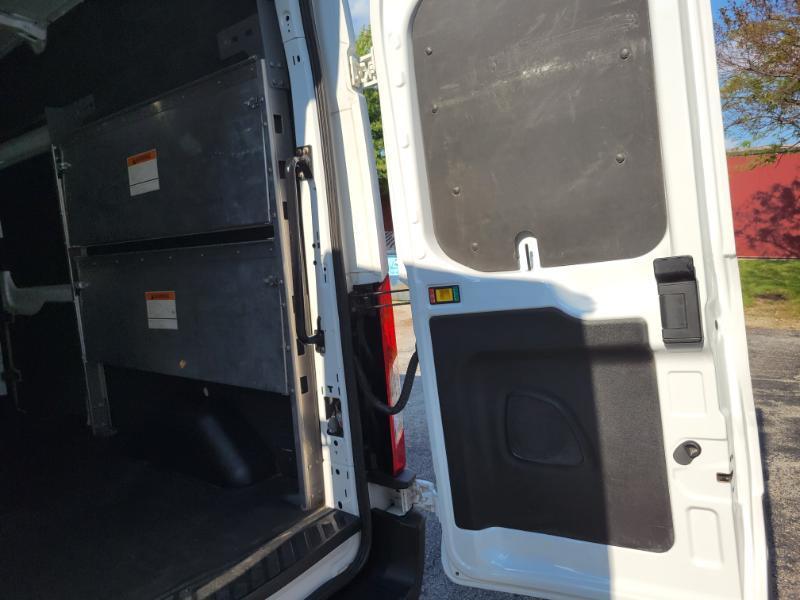 Ford Transit 250 Van High Roof w/Sliding Pass. 148-in. WB 2023