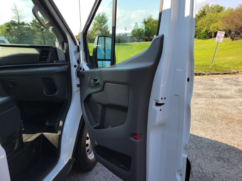 Ford Transit 250 Van High Roof w/Sliding Pass. 148-in. WB 2023