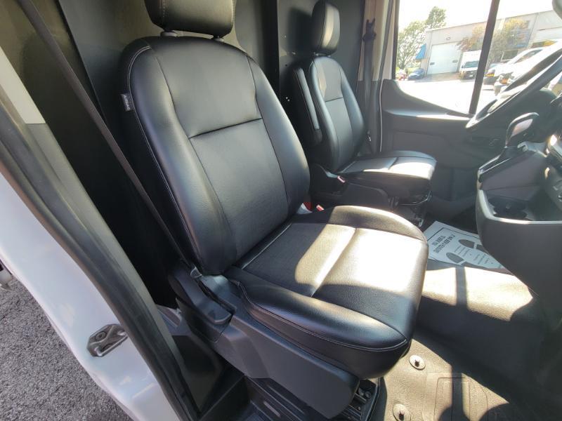 Ford Transit 250 Van High Roof w/Sliding Pass. 148-in. WB 2023