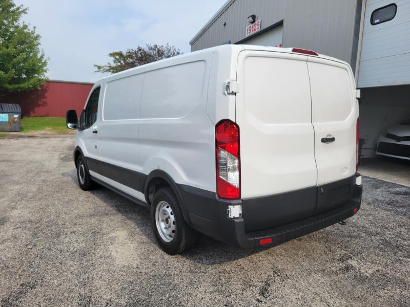 Ford Transit 150 Van Low Roof w/Sliding Pass. 130-in. WB 2020