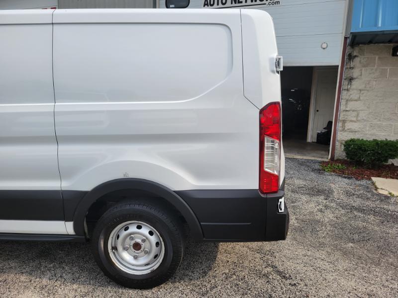 Ford Transit 150 Van Low Roof w/Sliding Pass. 130-in. WB 2020
