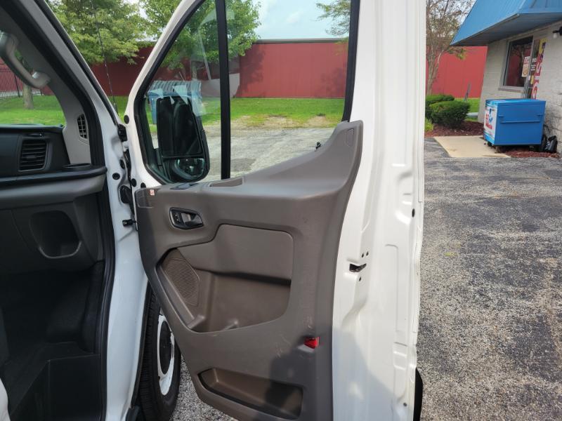 Ford Transit 150 Van Low Roof w/Sliding Pass. 130-in. WB 2020