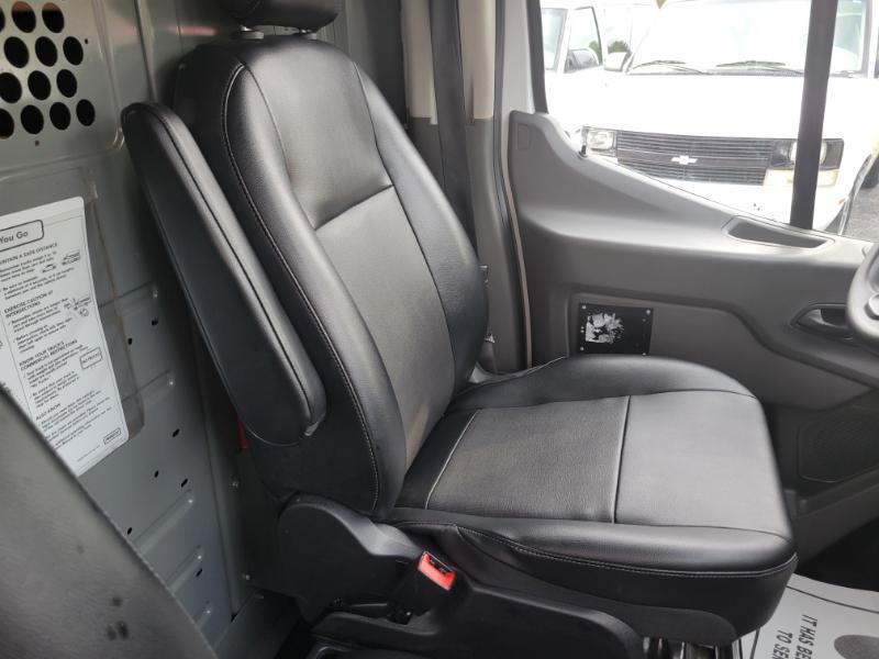 Ford Transit 150 Van Low Roof w/Sliding Pass. 130-in. WB 2020