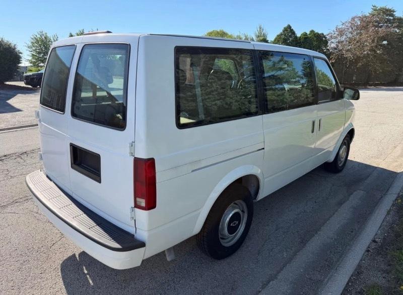 Chevrolet Astro 2WD 1999