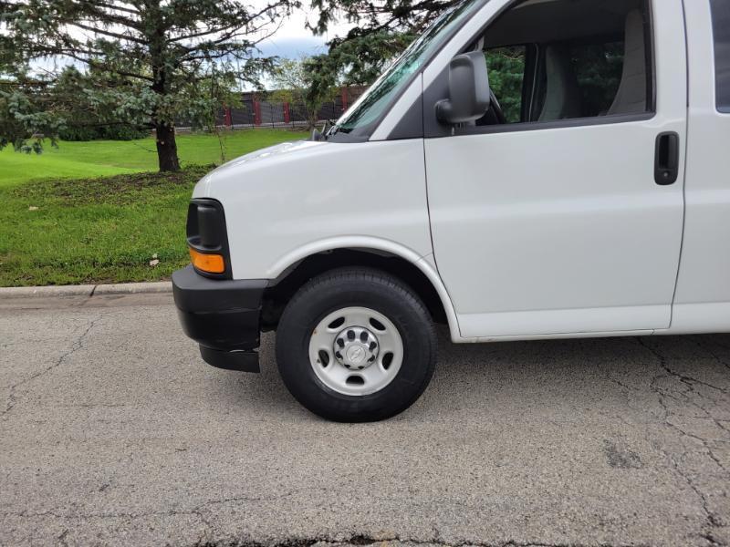 Chevrolet Express LS 2500 2017