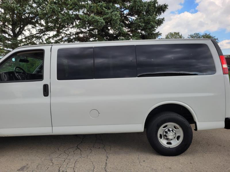 Chevrolet Express LS 2500 2017
