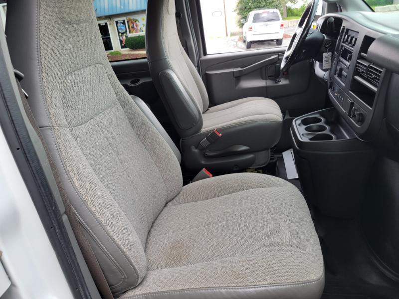 Chevrolet Express LS 2500 2017