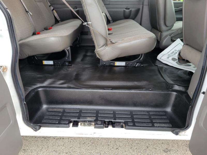 Chevrolet Express LS 2500 2017